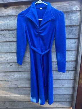 Vintage Blue Long Sleeve V-Neck Belted Dress